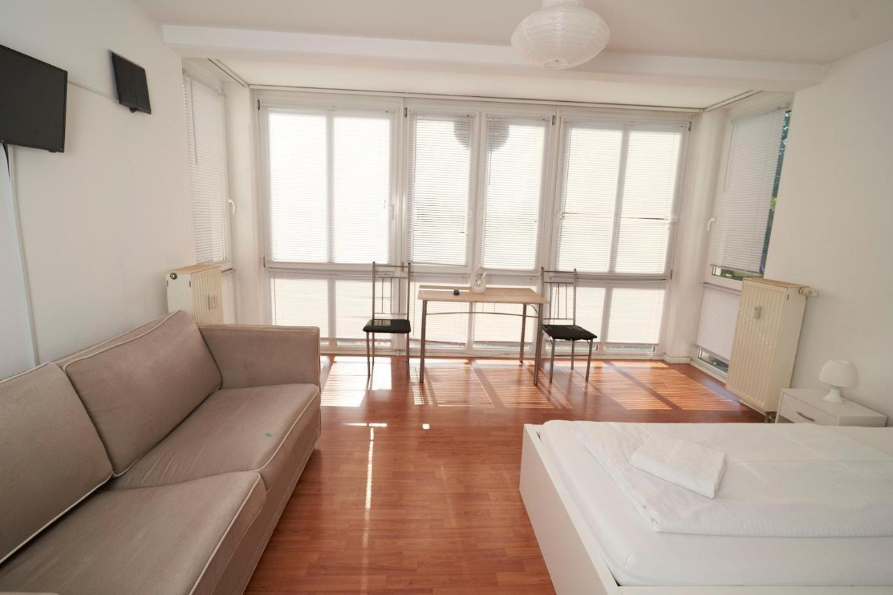 Bnb Potsdamer Platz - Rooms & Apartments Берлин Екстериор снимка