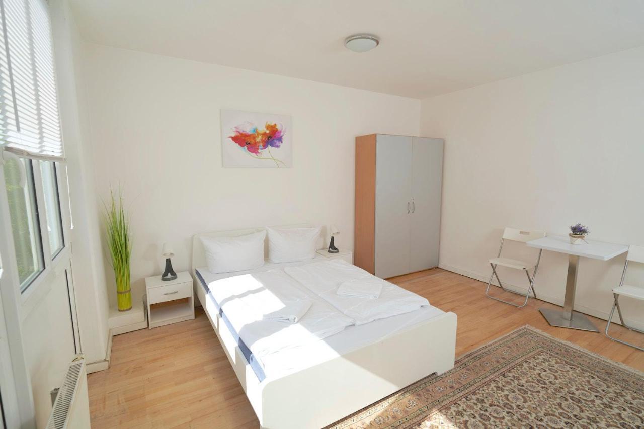 Bnb Potsdamer Platz - Rooms & Apartments Берлин Екстериор снимка