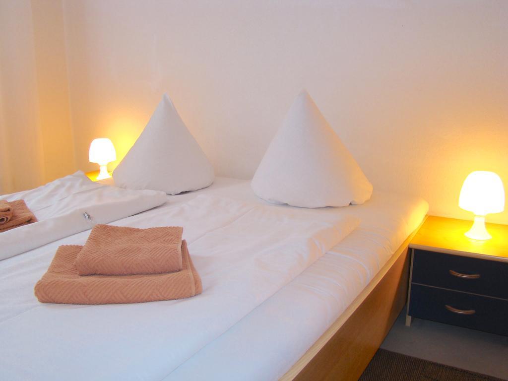 Bnb Potsdamer Platz - Rooms & Apartments Берлин Екстериор снимка