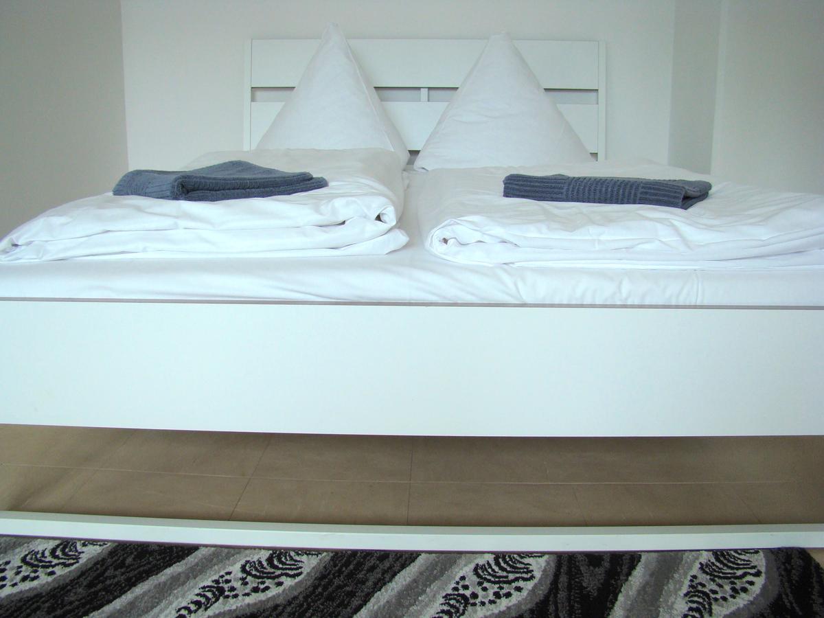 Bnb Potsdamer Platz - Rooms & Apartments Берлин Екстериор снимка